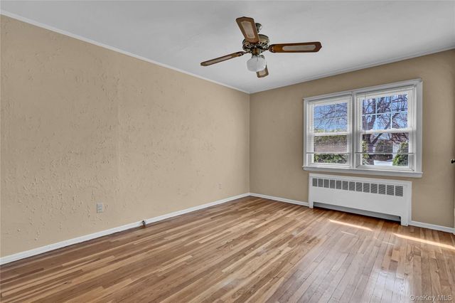 70 Martin Road N, Bethpage, NY 11714