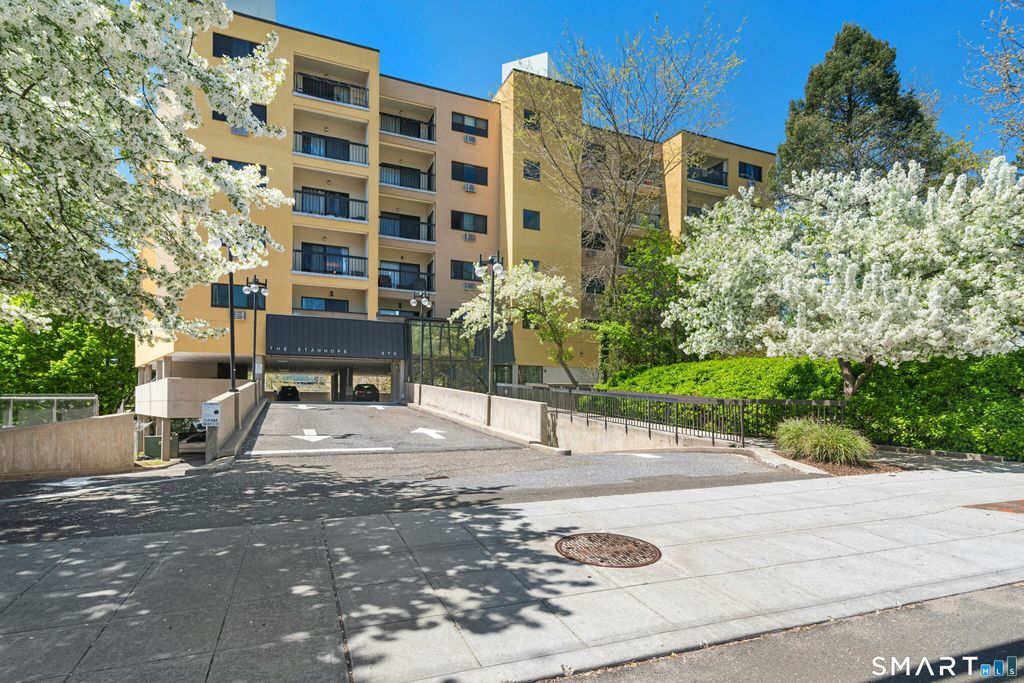 970 Hope Street 3D, Stamford, CT 06907