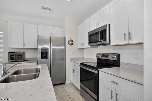 14039 Oviedo PL, Fort Myers, FL 33905