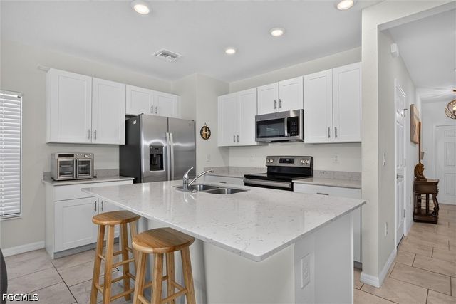14039 Oviedo PL, Fort Myers, FL 33905