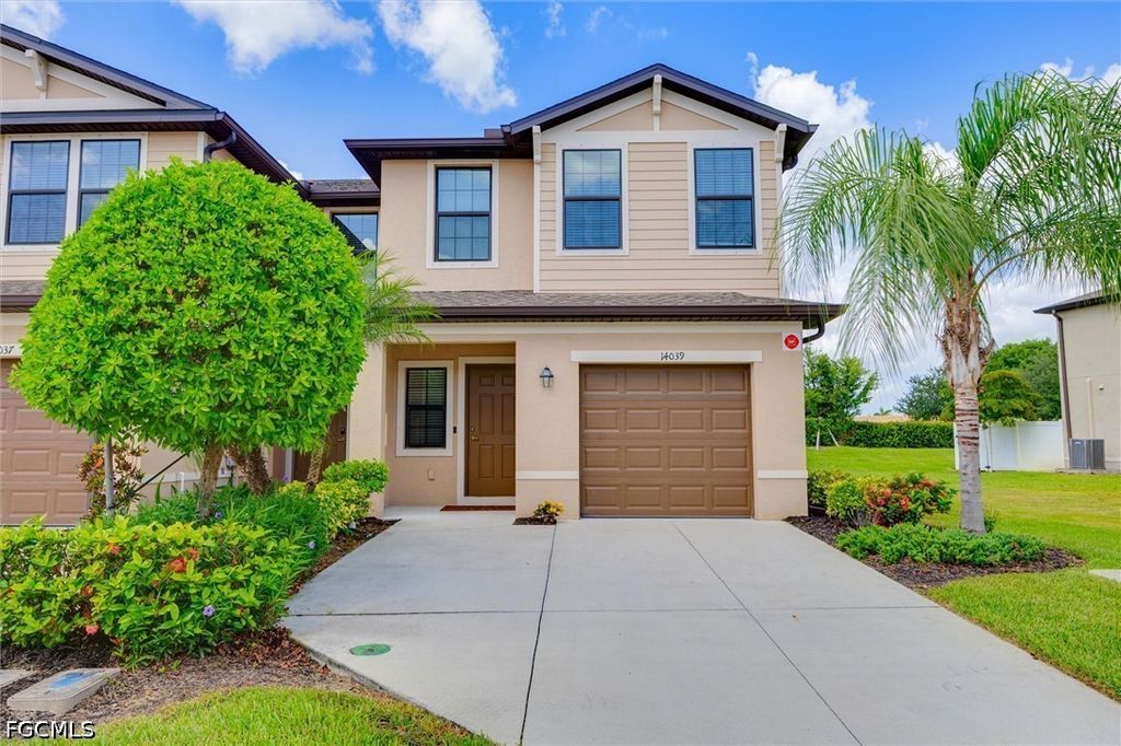 14039 Oviedo PL, Fort Myers, FL 33905