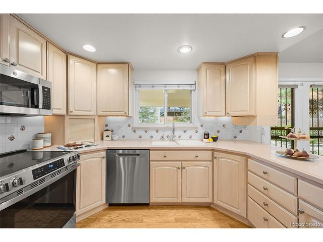 6079 S Jamaica Cir, Englewood, CO 80111