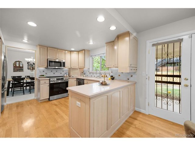 6079 S Jamaica Cir, Englewood, CO 80111