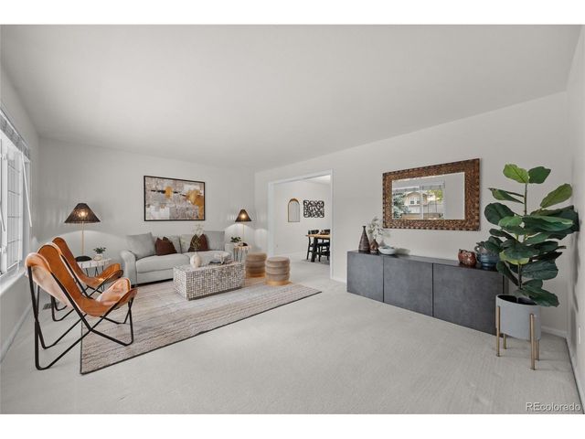6079 S Jamaica Cir, Englewood, CO 80111