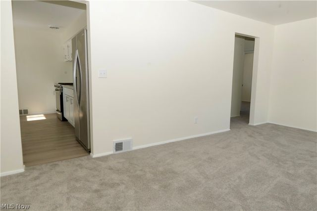 390 Lynne Drive, Sheffield Lake, OH 44054