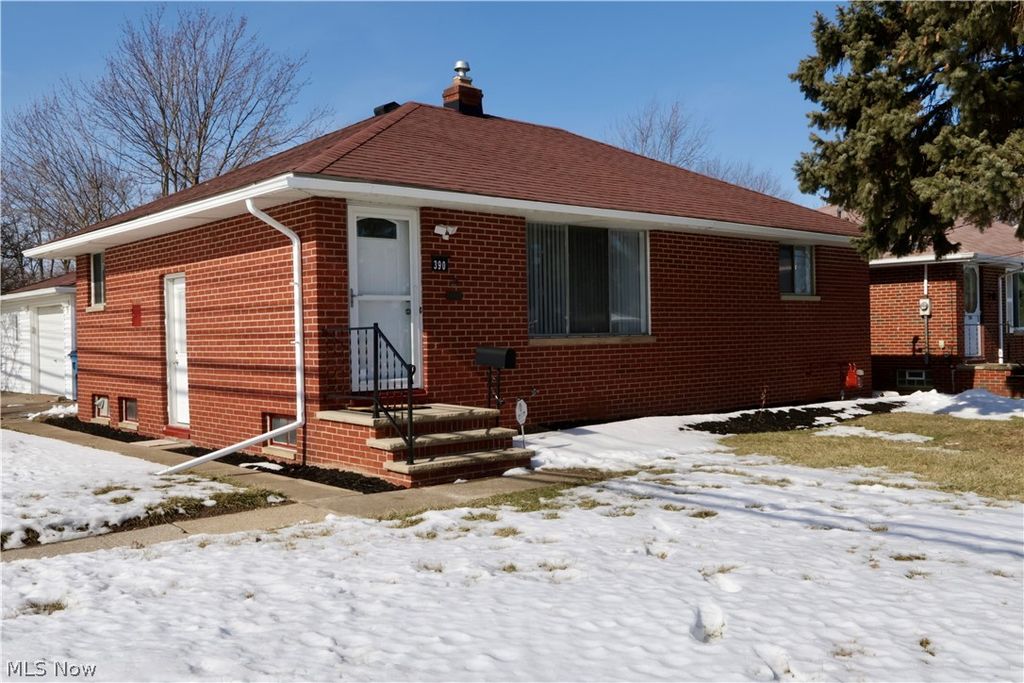 390 Lynne Drive, Sheffield Lake, OH 44054