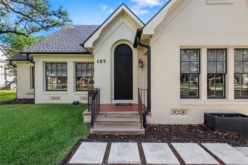 107 Pershing Avenue, College Station, TX 77840 — photo 5