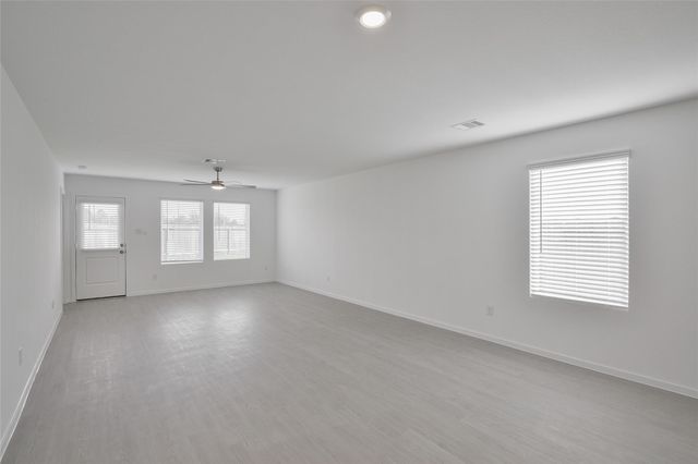 1327 Tanner Dell Drive, Crosby, TX 77532