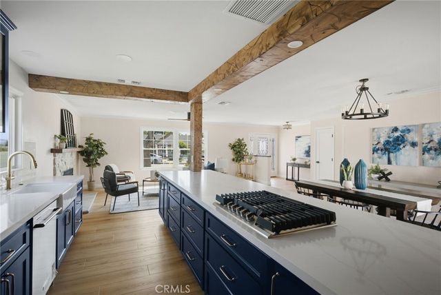 351 Sherwood, Redlands, CA 92373
