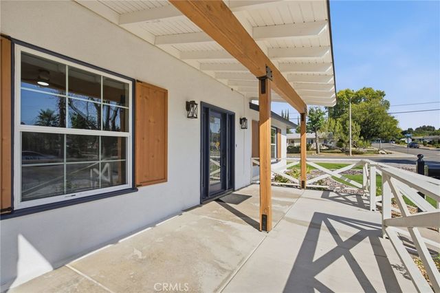 351 Sherwood, Redlands, CA 92373