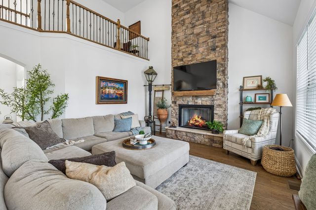 205 Moore Haven Cir, Lebanon, TN 37087