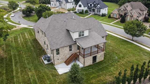 205 Moore Haven Cir, Lebanon, TN 37087