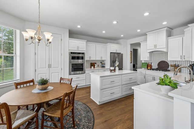 205 Moore Haven Cir, Lebanon, TN 37087