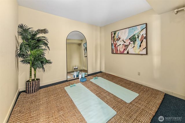 1225 9th Avenue W, Seattle, WA 98119