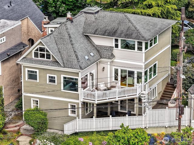1225 9th Avenue W, Seattle, WA 98119