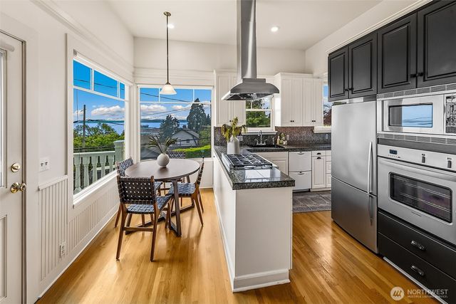 1225 9th Avenue W, Seattle, WA 98119