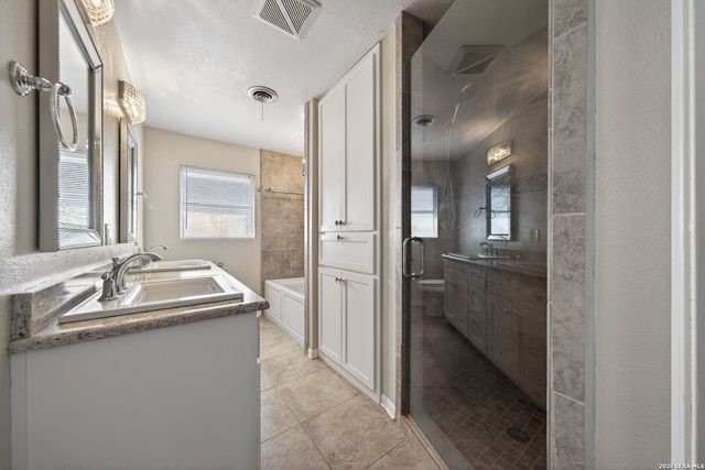 7414 us highway 281, Pleasanton, TX 78064