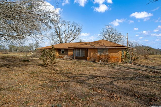 7414 us highway 281, Pleasanton, TX 78064