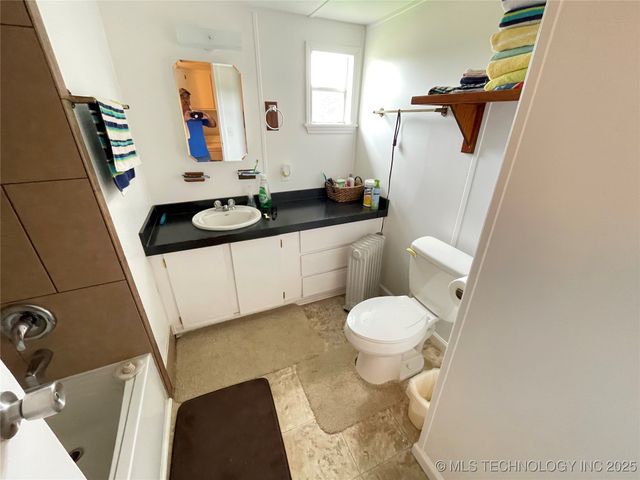 430378 E 1152 Road, Porum, OK 74455