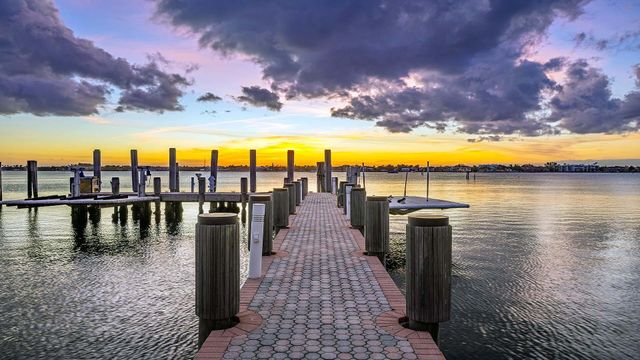 1960 S Ocean Boulevard, Manalapan, FL 33462