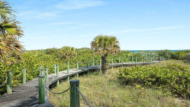 1960 S Ocean Boulevard, Manalapan, FL 33462