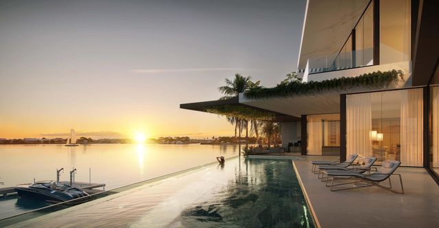 1960 S Ocean Boulevard, Manalapan, FL 33462