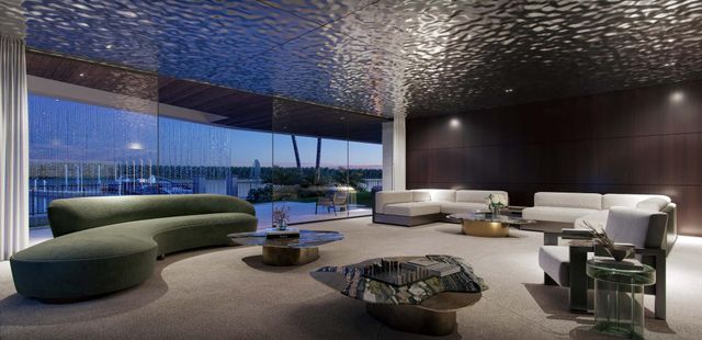 1960 S Ocean Boulevard, Manalapan, FL 33462