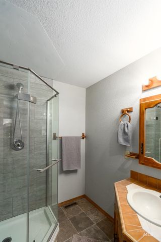 1858 N Teare Ave, Meridian, ID 83646