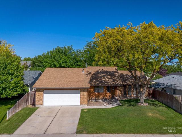 1858 N Teare Ave, Meridian, ID 83646