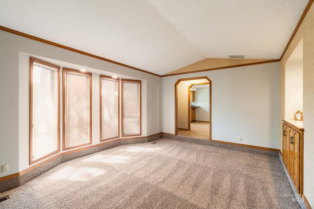 1858 N Teare Ave, Meridian, ID 83646