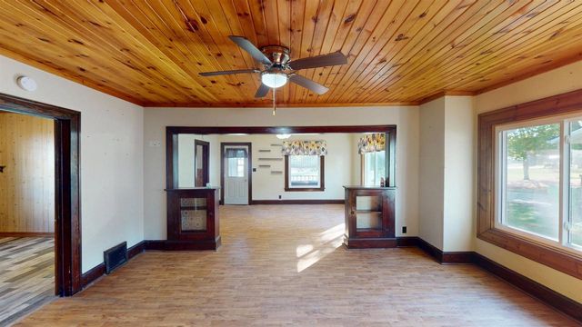 151 S MADISON STREET, Unity, WI 54488