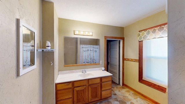 151 S MADISON STREET, Unity, WI 54488