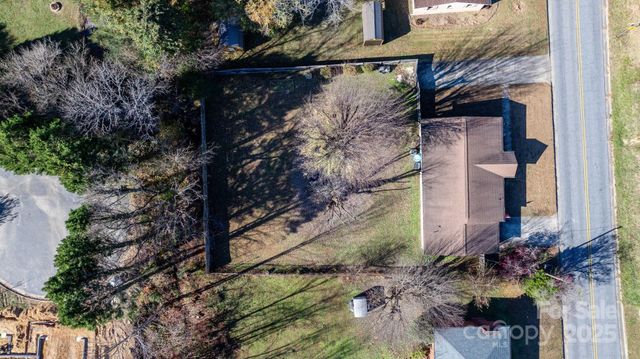 631 Powell Road, Lenoir, NC 28645