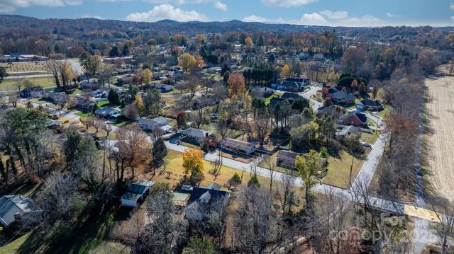 631 Powell Road, Lenoir, NC 28645