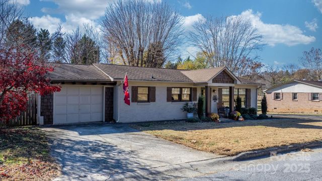 631 Powell Road, Lenoir, NC 28645