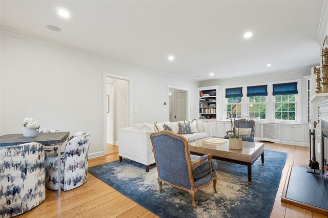 34 Edgewood Avenue, Larchmont, NY 10538