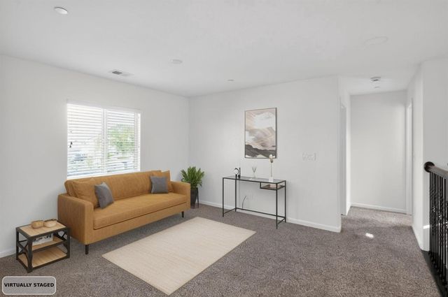 3077 N Hanalei Avenue, Fresno, CA 93737