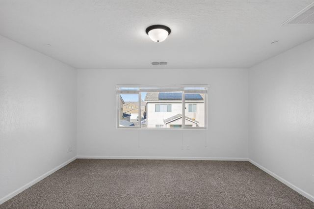 3077 N Hanalei Avenue, Fresno, CA 93737