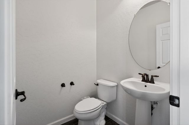 3077 N Hanalei Avenue, Fresno, CA 93737