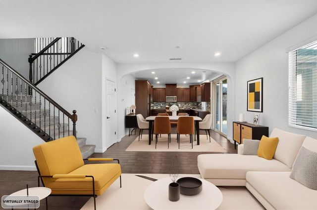 3077 N Hanalei Avenue, Fresno, CA 93737