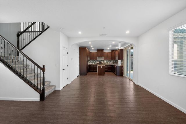 3077 N Hanalei Avenue, Fresno, CA 93737