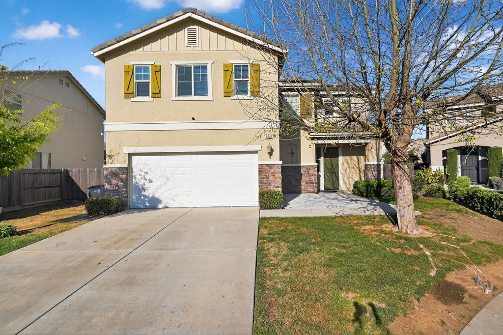 3077 N Hanalei Avenue, Fresno, CA 93737