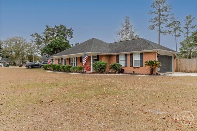 8 Cameron Court W, Pembroke, GA 31321