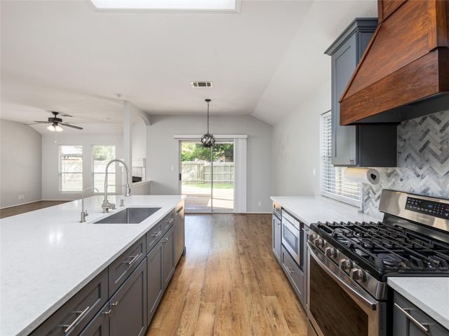 3064 Bent Tree LOOP, Round Rock, TX 78681