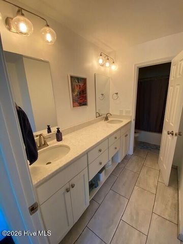 917 Rolling Hills Cove, Wilmington, NC 28409