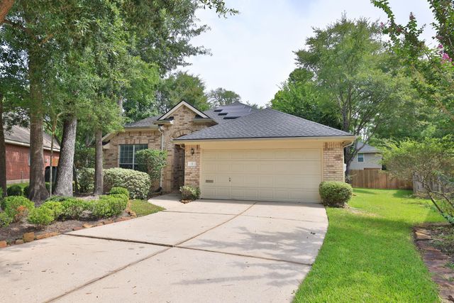 7 N Regan Mead Circle, The Woodlands, TX 77382