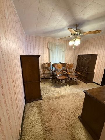 7445 W Winona Street, Harwood Heights, IL 60706