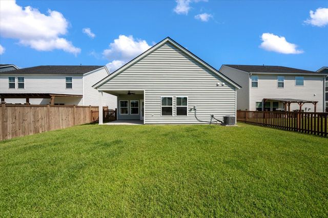 122 Woodland Oak Way, Summerville, SC 29485