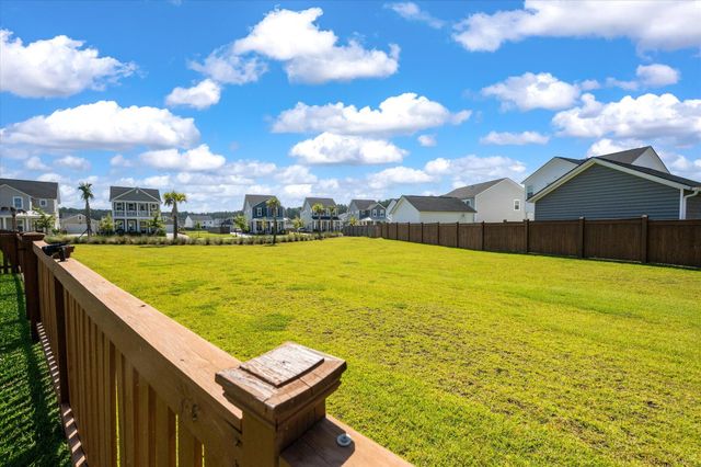 122 Woodland Oak Way, Summerville, SC 29485