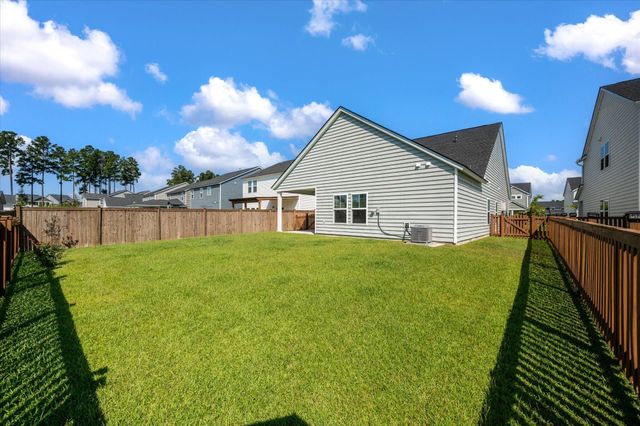 122 Woodland Oak Way, Summerville, SC 29485
